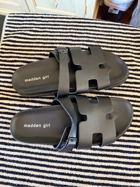 Madden Girl Black Buckle Slide Sandals